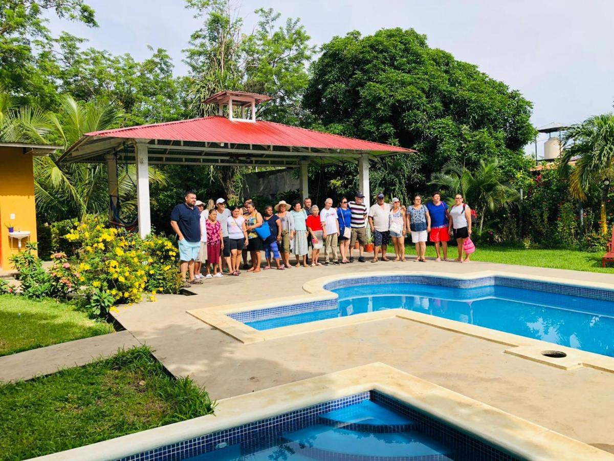 Hostal Nathaly Moyogalpa Bagian luar foto