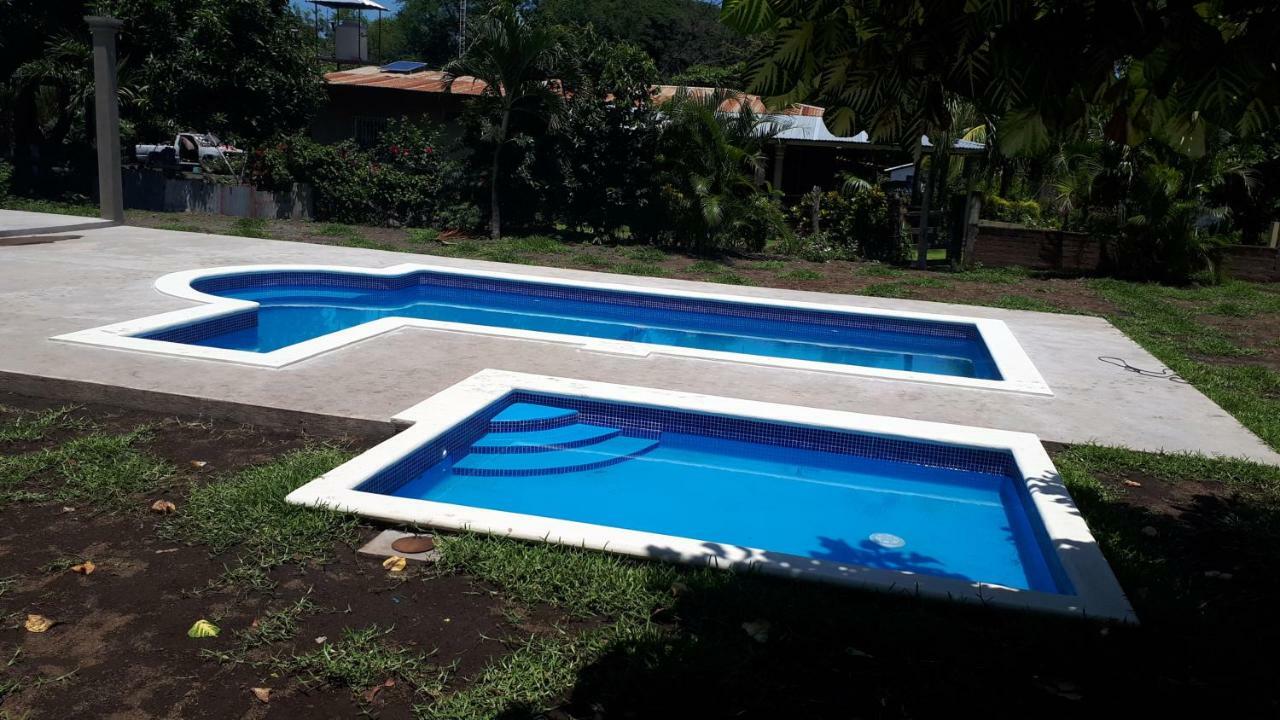 Hostal Nathaly Moyogalpa Bagian luar foto